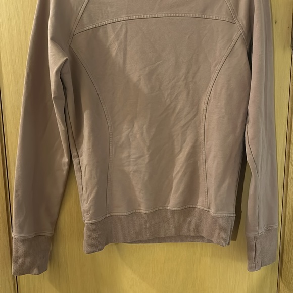 Lululemon Women’s Crew Neck Pocket Sweatshirt Mauve Size 4 - Picture 8 of 9